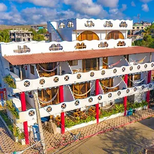 https://royal-bambu-inn.puertoayorahotels.com